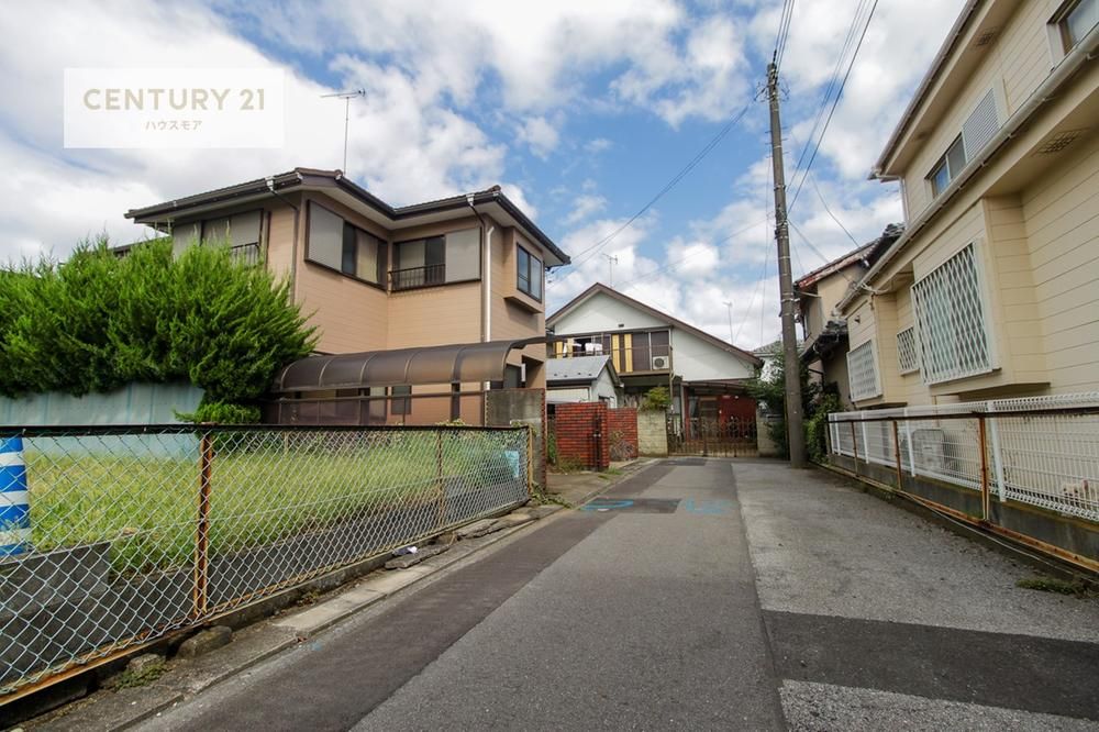 4LDK Detached House for Sale in Toride, Ibaraki - 20.8M Yen - Thumbnail 2