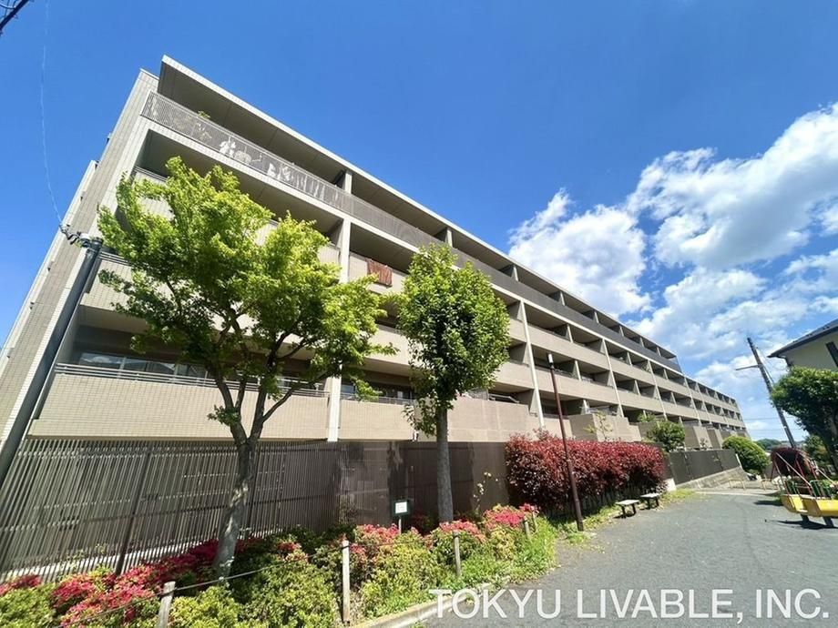 3LDK Apartment for Sale in Miyamae Ward, Kawasaki - Thumbnail 2
