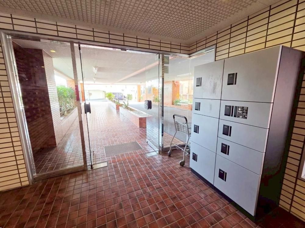 Renovated 1LDK Apartment for Sale in Shuri, Naha, Okinawa - Thumbnail 3