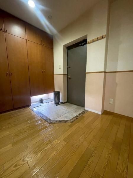 4LDK Apartment for Sale in Sapporo Shiraishi Ward - 101m2 - Thumbnail 4