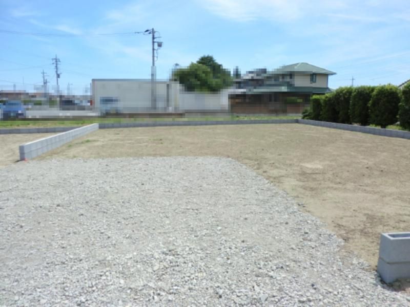 Land for Sale in Tamamura-machi, Gunma - 231.51 sqm - Thumbnail 2