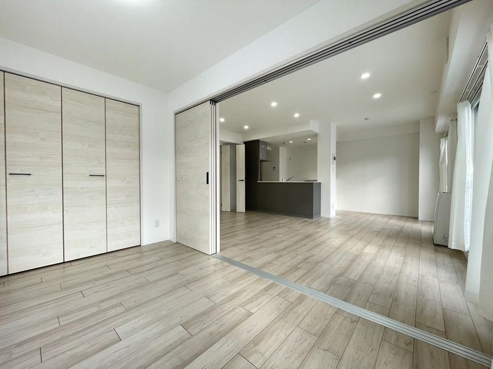 Renovated 4LDK Apartment in Sapporo Shiroishi 94m² - Thumbnail 4