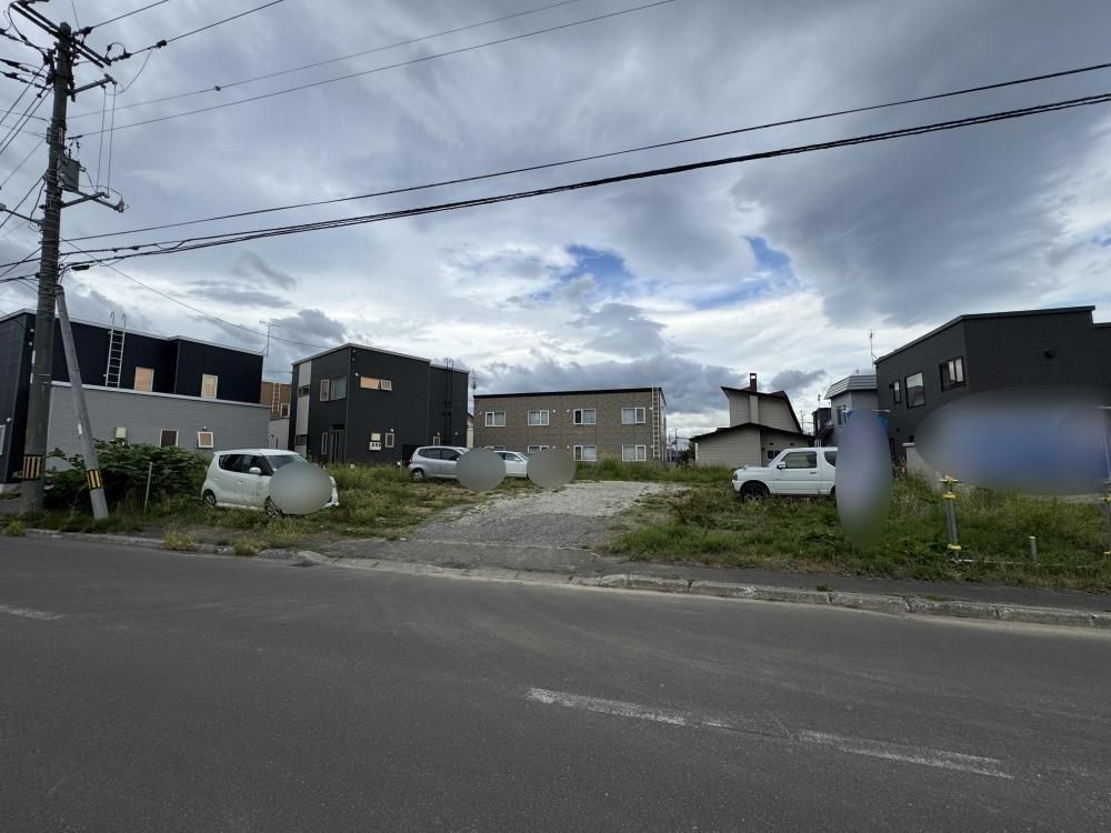 493 sqm Land for Sale in Higashi-ku, Sapporo, Hokkaido - Thumbnail 2