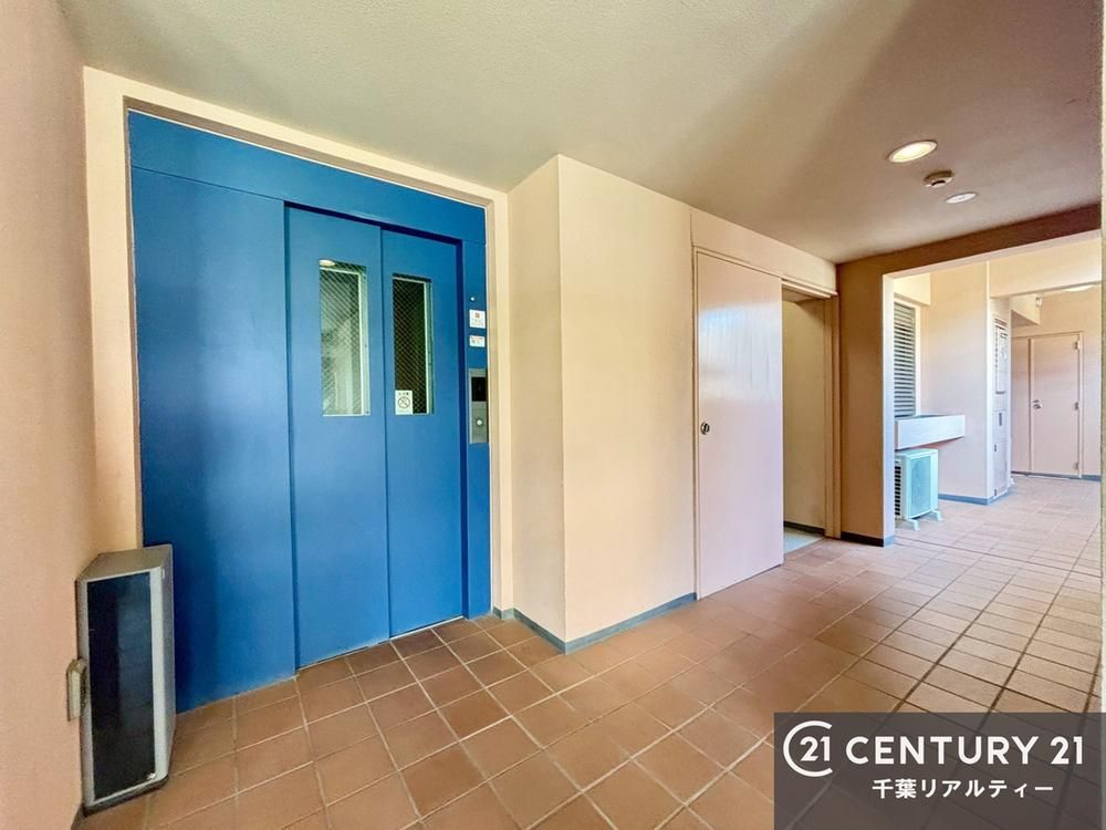 4LDK Apartment for Sale in Ichikawa, Chiba - 105.33m2 - Thumbnail 2