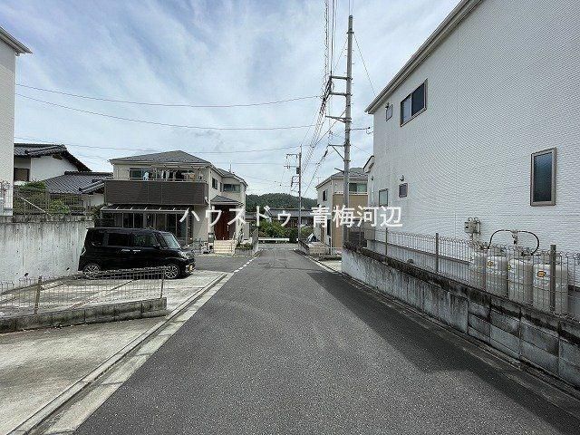 4DK Single-Story House for Sale in Ome, Tokyo - 110 Tsubo Land - Thumbnail 3