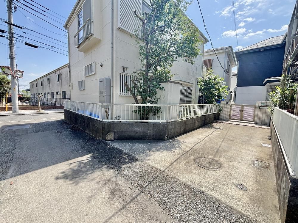 3LDK Detached House for Sale in Akishima, Tokyo - Thumbnail 2