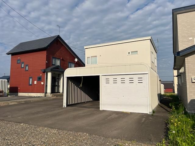 5LDK Detached House in Takikawa, Hokkaido - 24,000,000 JPY - Thumbnail 2