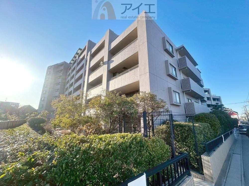Lions Garden Kita-Narashino 4LDK Apartment in Funabashi - Thumbnail 4