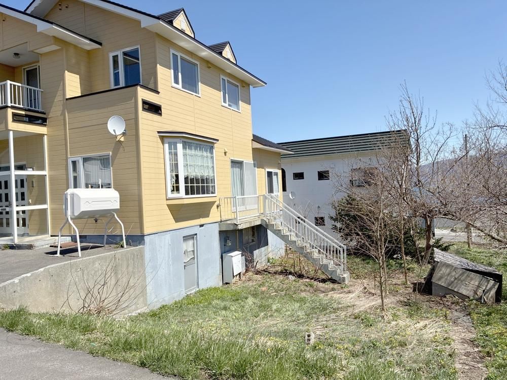 3LDK Detached House in Suttsu, Hokkaido - 7,200,000 Yen - Thumbnail 2