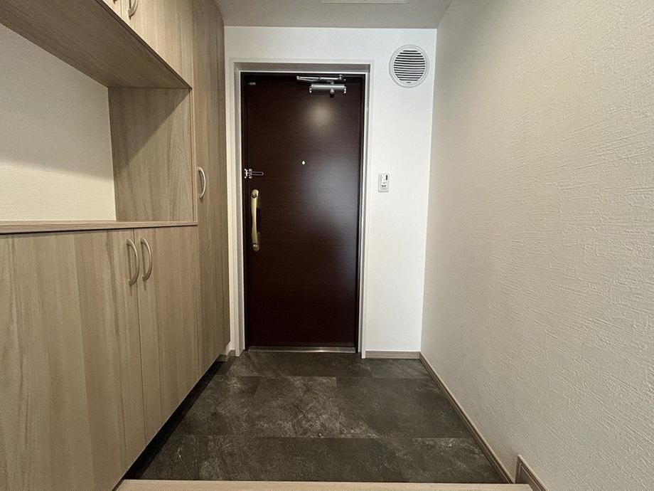 Renovated 1LDK Apartment for Sale in Wakabayashi-ku, Sendai - Thumbnail 3