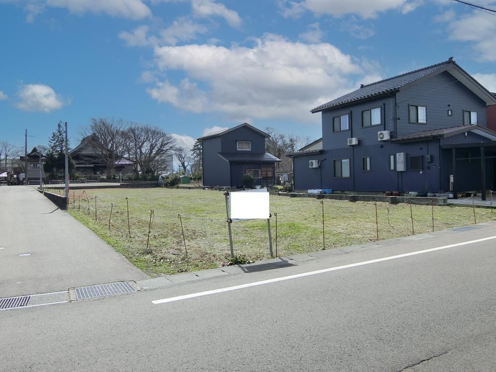 Land for Sale in Joetsu City, Niigata - 1,038 sqm - Thumbnail 2