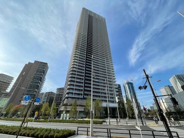 New 3LDK Apartment in Harumi, Chuo City, Tokyo – 71.51 sqm - Thumbnail 2