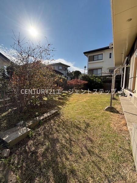 5LDK+S Detached House with Large Garden in Miyazaki City - Thumbnail 2