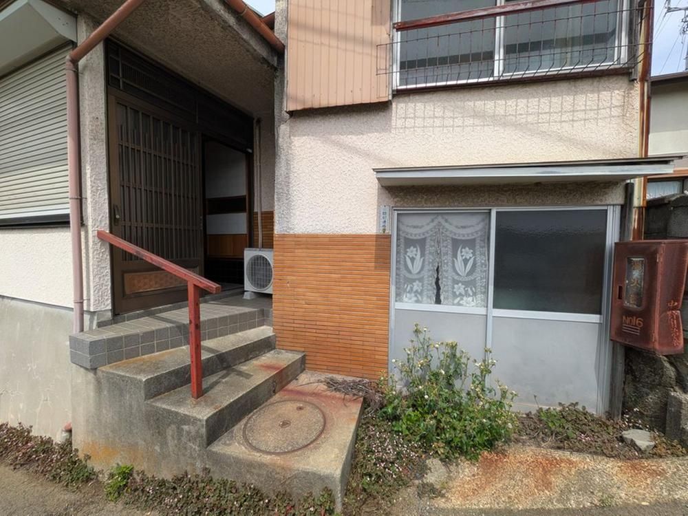 3DK House for Sale in Hadano, Kanagawa with Mount Fuji View - Thumbnail 2