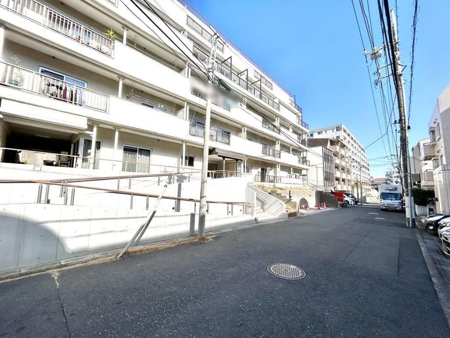 Denen Heights Fujigaoka 1R Apartment for Sale in Yokohama - Thumbnail 3