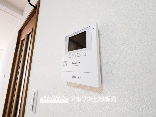 Remodeled 4DK House in Tachikawa, Tokyo with South Balcony - Thumbnail 3