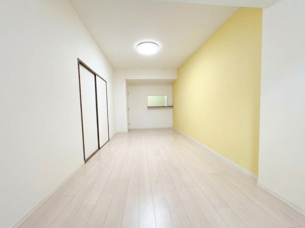 3LDK Apartment for Sale in Kawasaki with Private Garden - Thumbnail 3