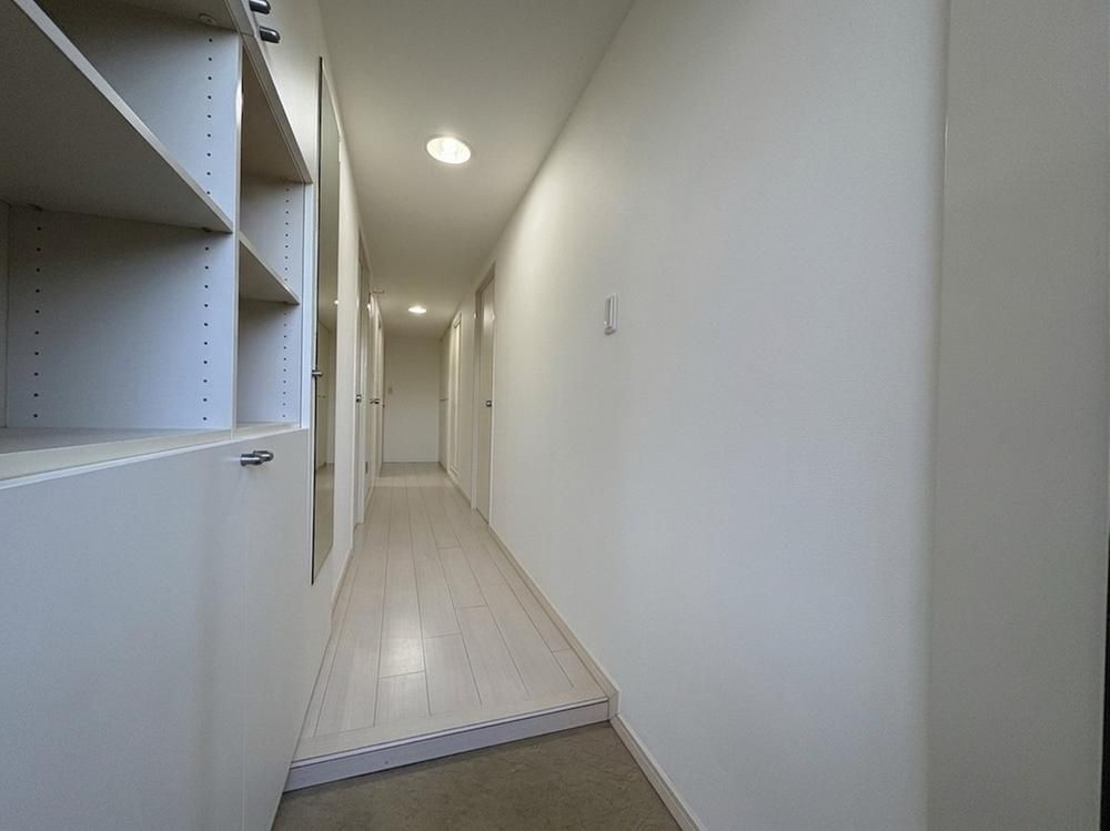 3LDK Apartment for Sale in Kawasaki with Private Garden - Thumbnail 4
