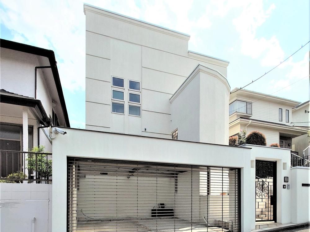 4LDK Detached House for Sale in Edaminami, Yokohama - Thumbnail 2