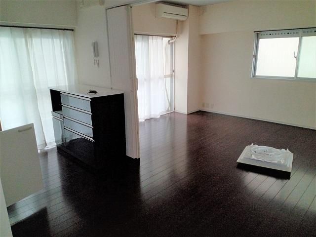 2DK Apartment for Sale in Miyazaki City, 49m2 - Thumbnail 4