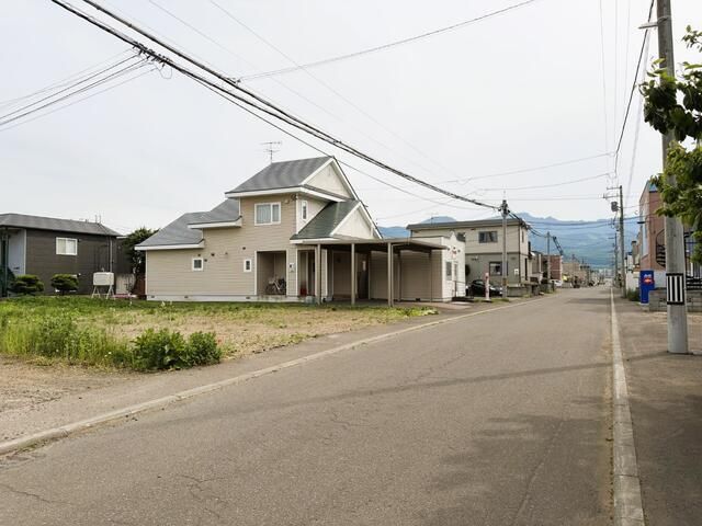 Land for Sale in Teine-ku, Sapporo - 406m2 - Thumbnail 3