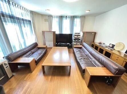 Soundproof Studio House Near Minami Hiragishi Station, Sapporo - Thumbnail 2