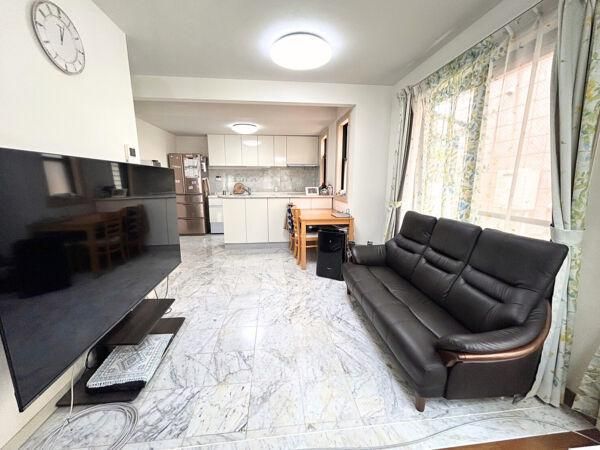 2LDK Detached House for Sale in Machida, Tokyo - 90.5m² - Thumbnail 2