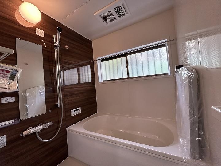 4DK Detached House for Sale in Hiroshima Nishi Ward - Thumbnail 2