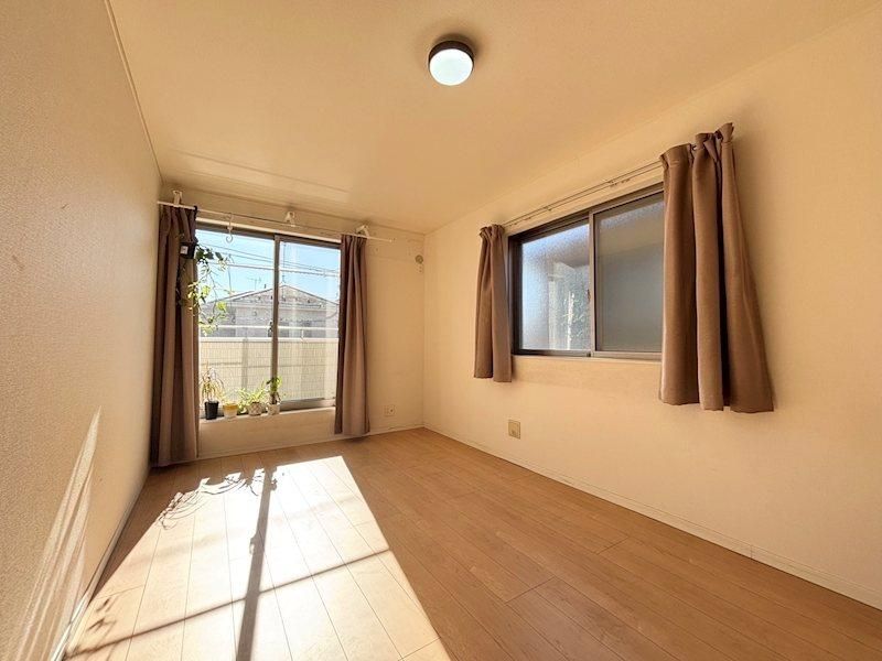 3LDK Detached House in Tsurumi-ku, Yokohama - 103m2 Land - Thumbnail 2