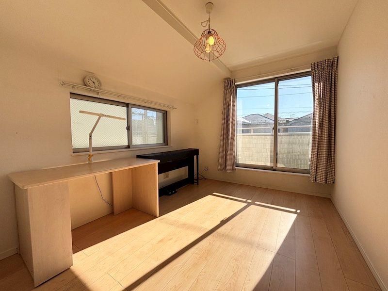 3LDK Detached House in Tsurumi-ku, Yokohama - 103m2 Land - Thumbnail 3
