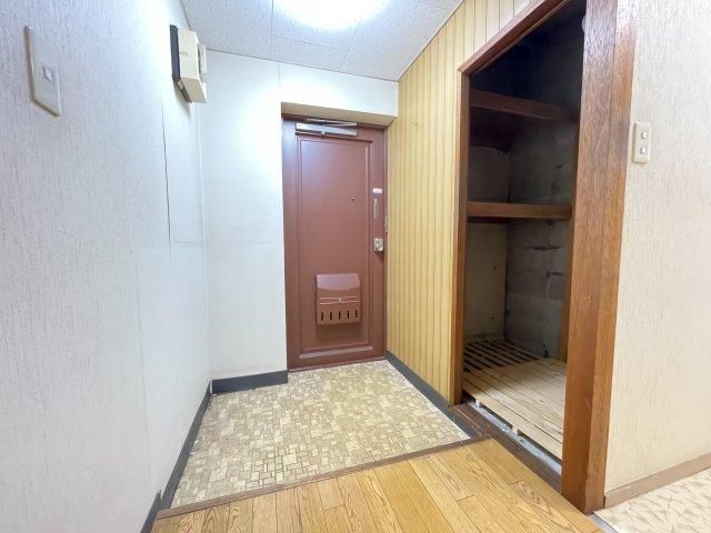 3LDK Apartment for Sale Near Nijuyonken Station, Sapporo - Thumbnail 2