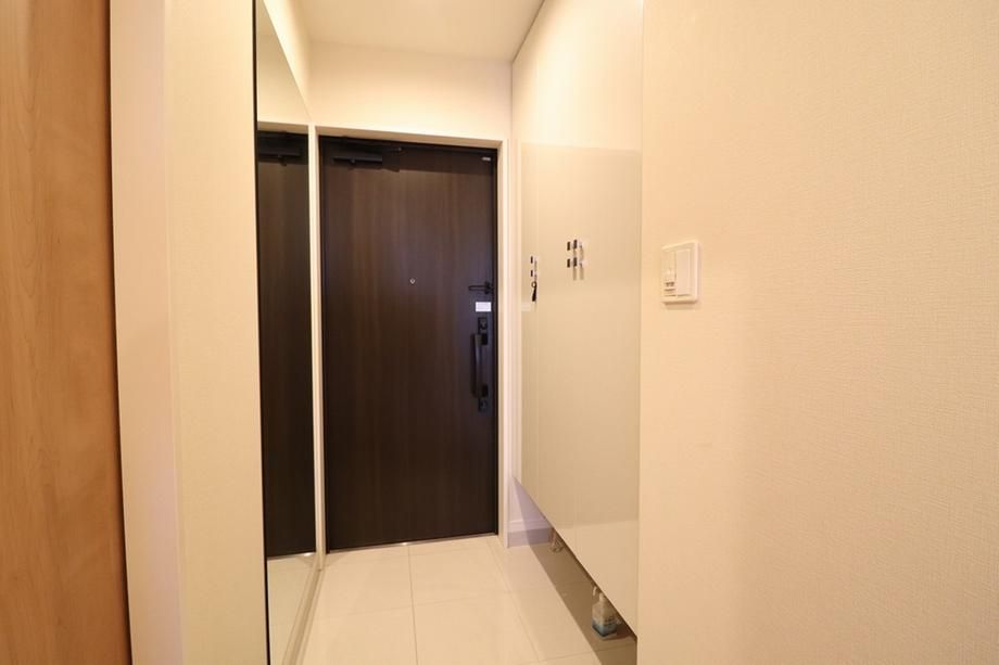 2LDK Apartment for Sale in Kitanakagusuku, Okinawa - 69.7m2 - Thumbnail 3