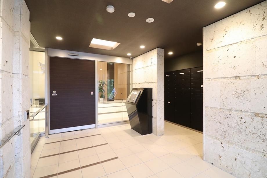 2LDK Apartment for Sale in Kitanakagusuku, Okinawa - 69.7m2 - Thumbnail 4