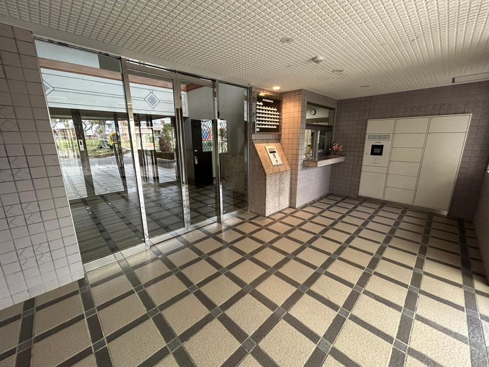 3LDK Apartment for Sale in Ginowan, Okinawa - 70.79m2 - Thumbnail 4