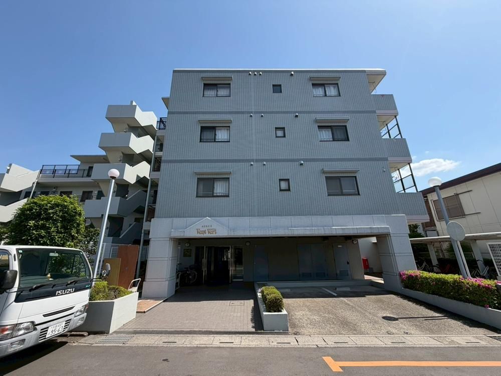 3LDK Apartment for Sale in Ageo, Saitama - 69.54m² - Thumbnail 3