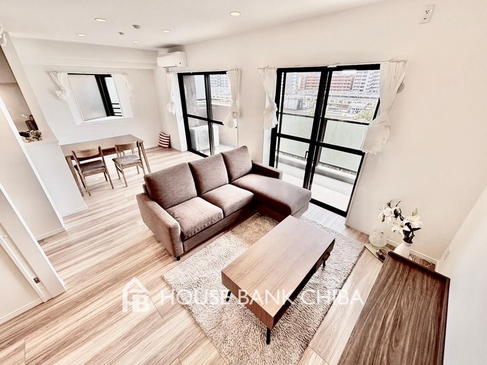 3LDK Corner Apartment for Sale in Funabashi, Chiba - Thumbnail 4