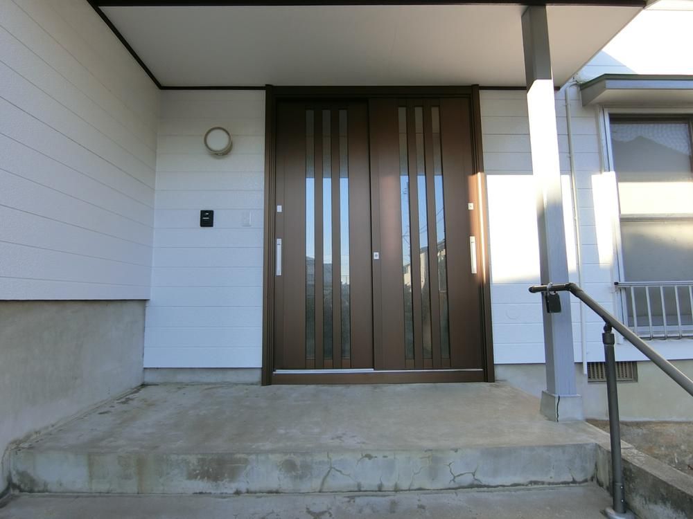 Renovated 5LDK House on Corner Lot in Joetsu, Niigata - Thumbnail 3