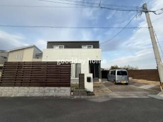 4LDK Detached House for Sale in Miyazaki City with Solar Power - Thumbnail 2