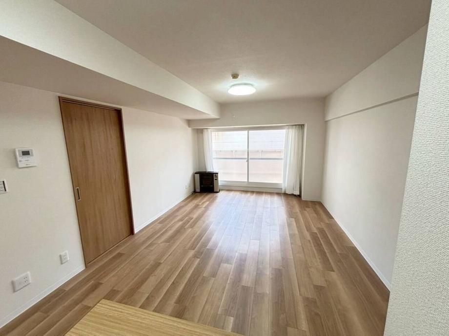 3LDK Renovated Apartment Near Kotoni Station in Sapporo - Thumbnail 4