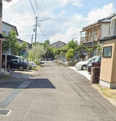 Modern 4LDK Detached House for Sale in Miyazaki City, Miyazaki - Thumbnail 4