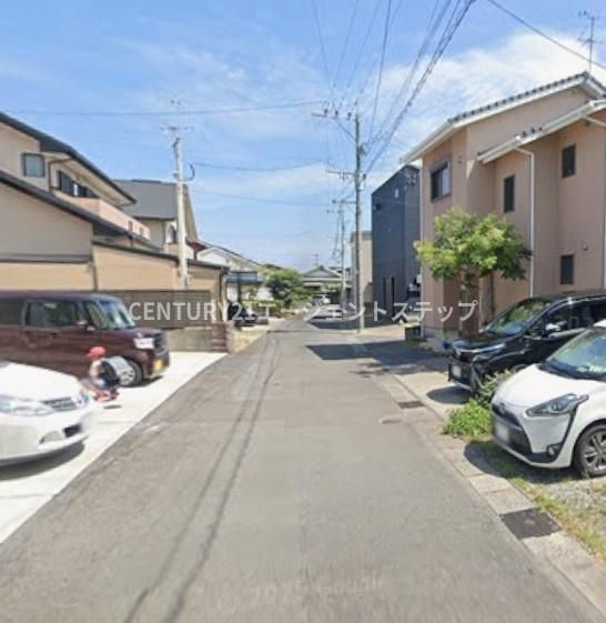 Modern 4LDK Detached House for Sale in Miyazaki City, Miyazaki - Thumbnail 3