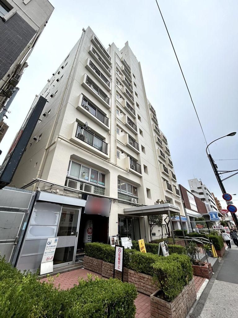 3DK Apartment for Sale in Ota-ku, Tokyo Near Nishi-Magome Station - Thumbnail 2