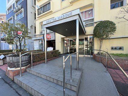 3DK Apartment for Sale in Ota-ku, Tokyo Near Nishi-Magome Station - Thumbnail 4