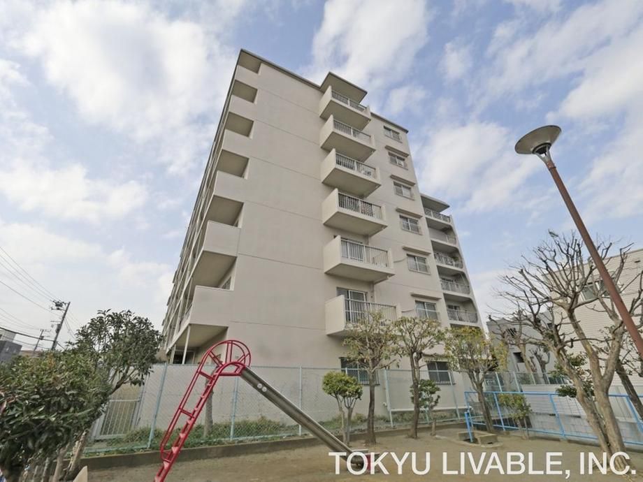3LDK Apartment for Sale in Nakahara-ku, Kawasaki - Thumbnail 2
