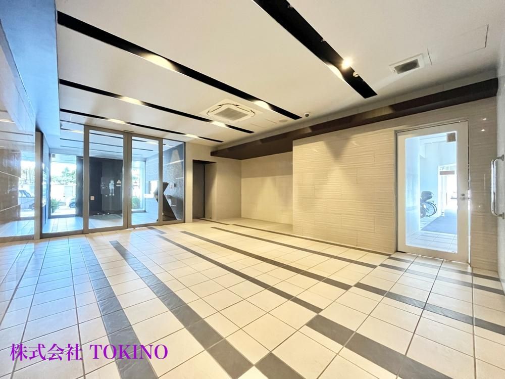 3LDK Apartment with Awase Bay View in Okinawa City - Thumbnail 3