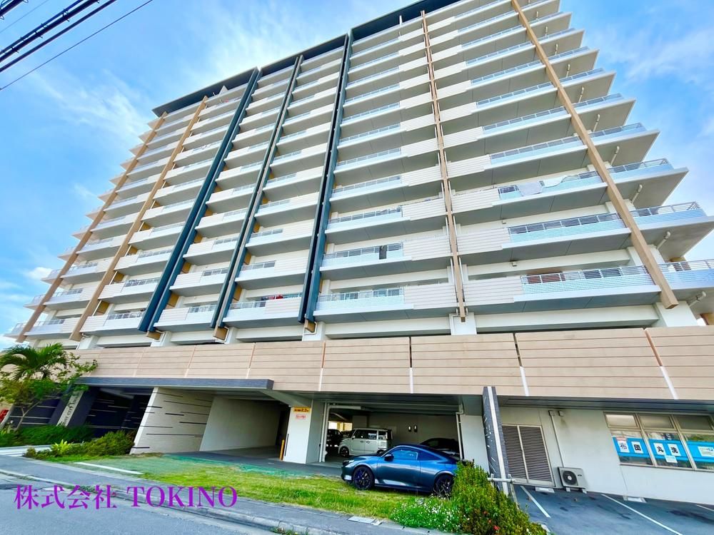 3LDK Apartment with Awase Bay View in Okinawa City - Thumbnail 2