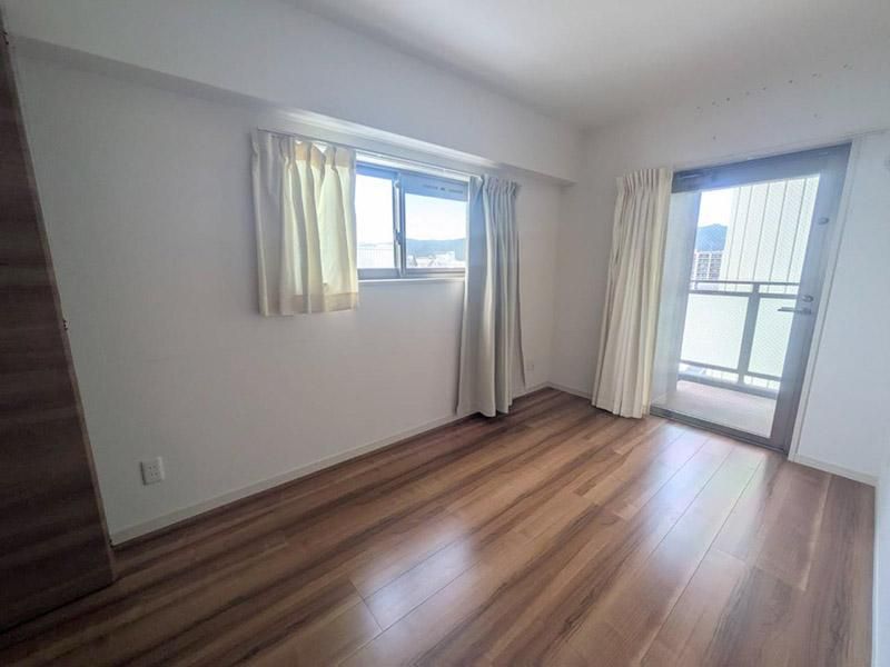 Royal Garden Harimayacho 3LDK Apartment for Sale in Kochi City - Thumbnail 3