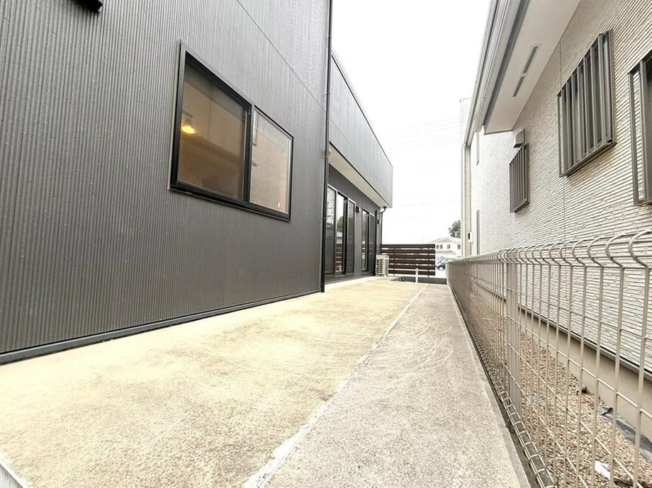 4LDK Custom All-Electric House in Kashiwa, Chiba - Thumbnail 2