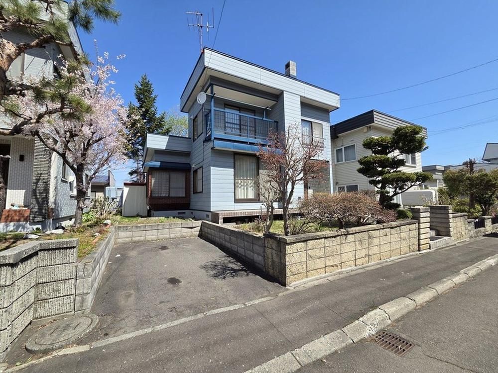 175m2 Residential Land for Sale in Nishi Ward, Sapporo - Thumbnail 2