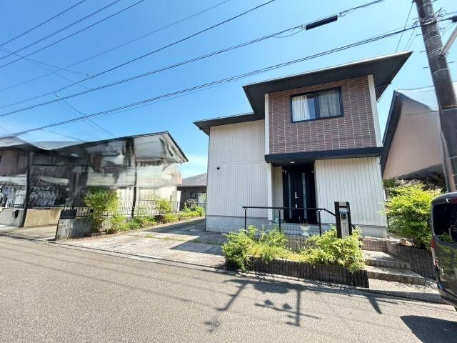 3LDK Used House for Sale in Haruno-cho Minamigaoka, Kochi City, 122.55m2 - Thumbnail 3